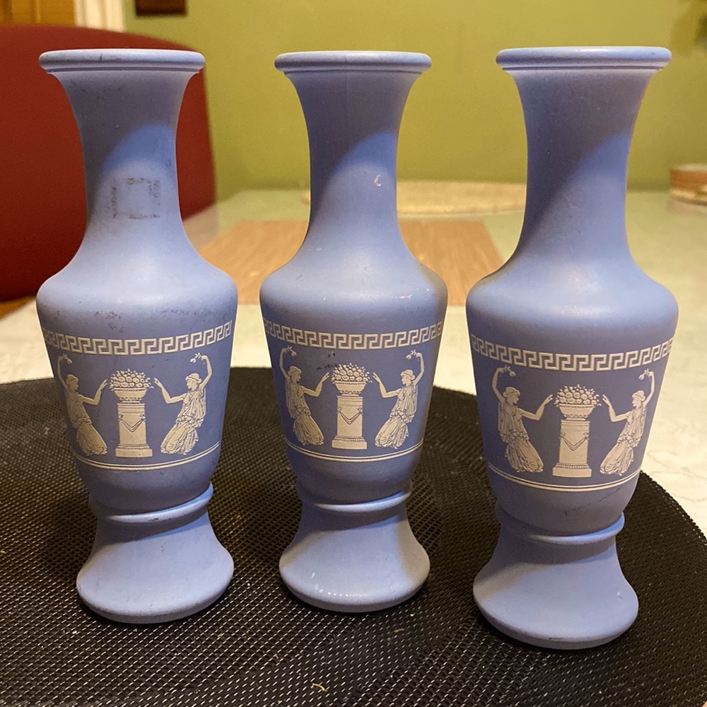 Vtg Matte Blue Bud Vase 5.75"